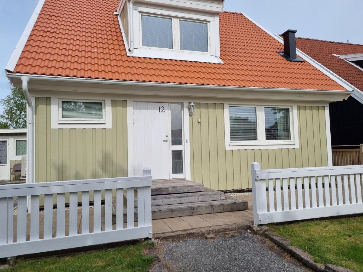 Villa Pa 144 Kvm I Lysekil Buitenkant foto